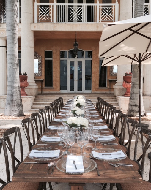 Courtyard luncheon service at a South Florida venue